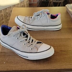 Converse All Star Women's Gray Sneakers with Pink, Purple Colorful Lining Size 7